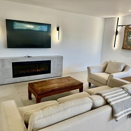 Modern Apartment In Front Of Cabopino Golf Marbella Ngoại thất bức ảnh